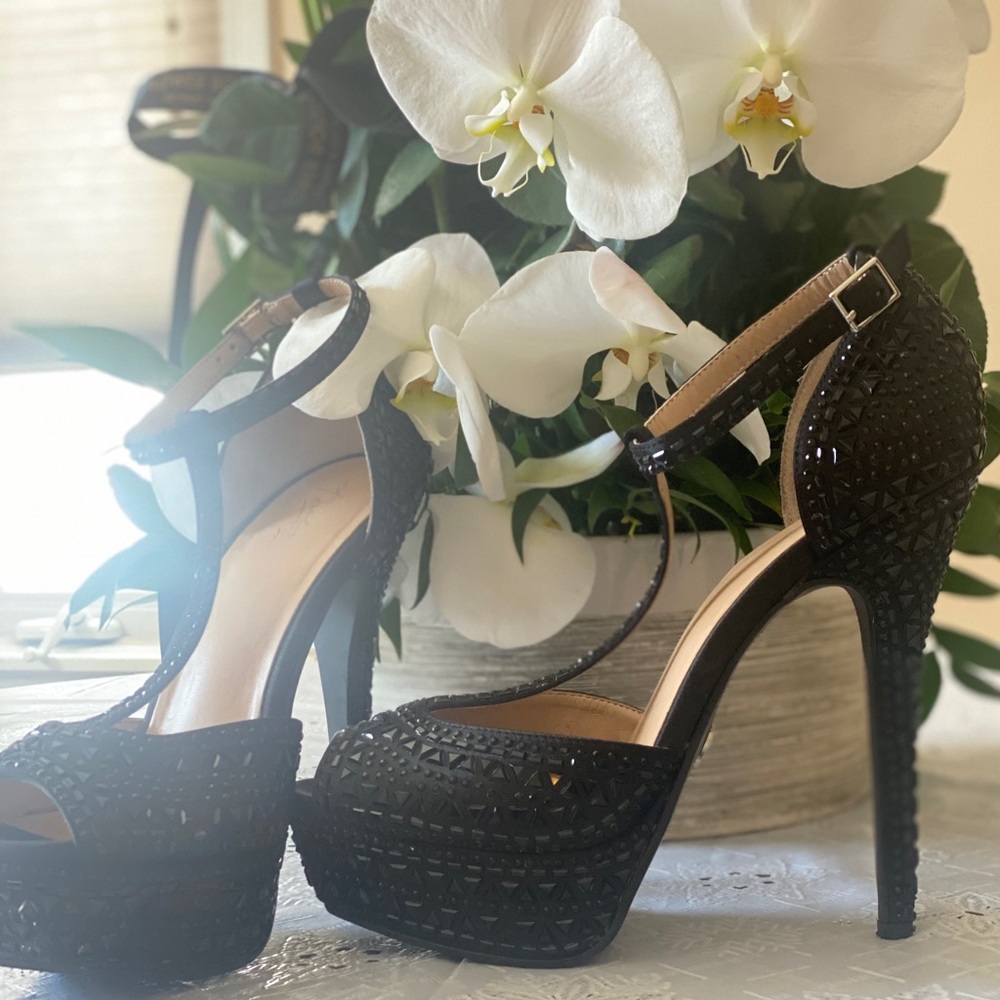 Thalia Sodi Platform Heels